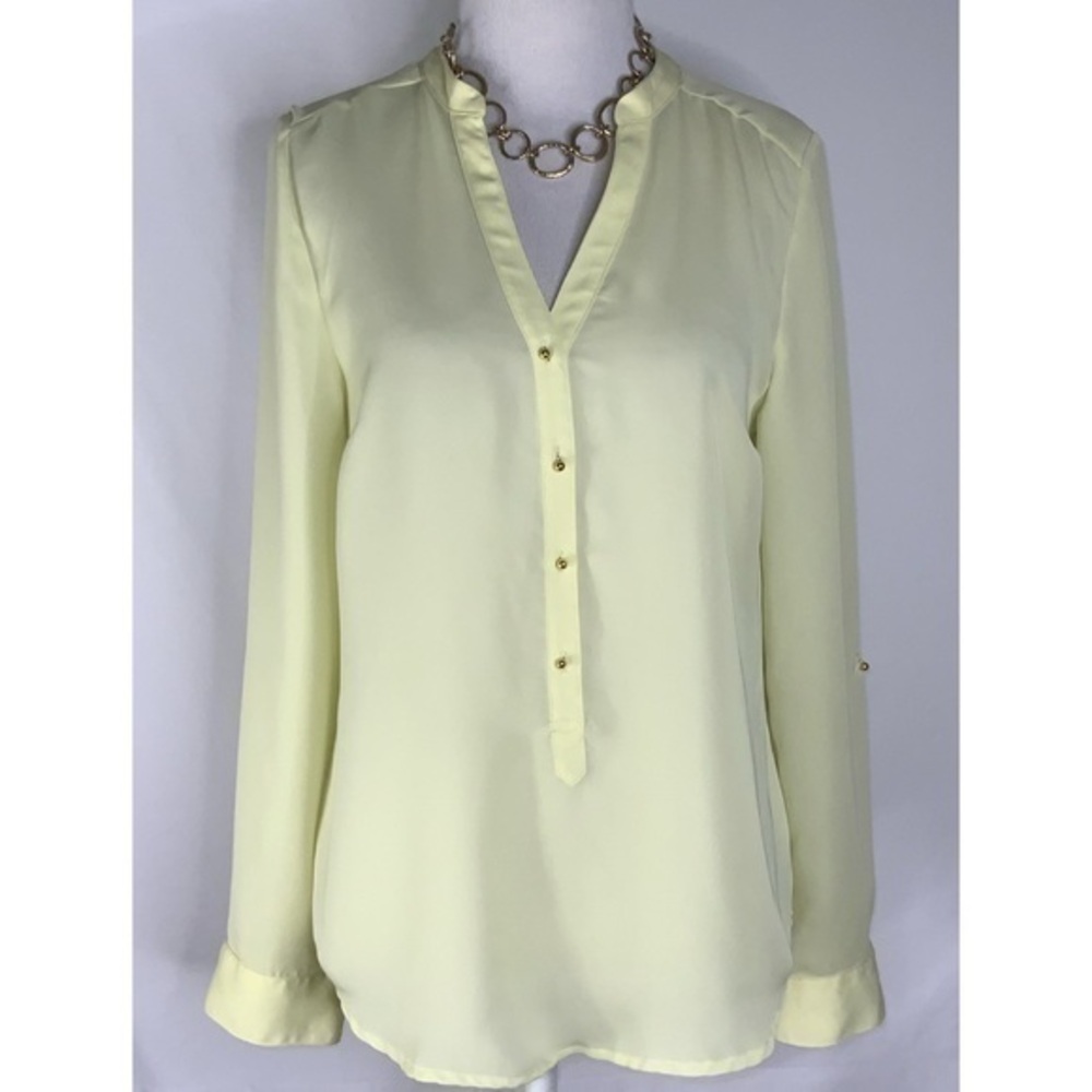 Lauren Conrad Baby Yellow Gold Button Down Lightweight Top S